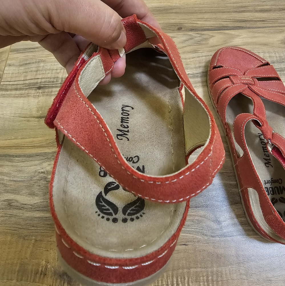 MUBB Sandals - Picture 8 of 13